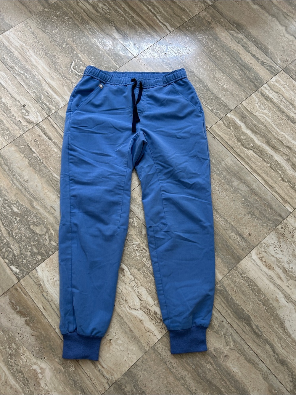 Figs women’s Zamora Jogger Scrub Pant ceil blue size XS/S